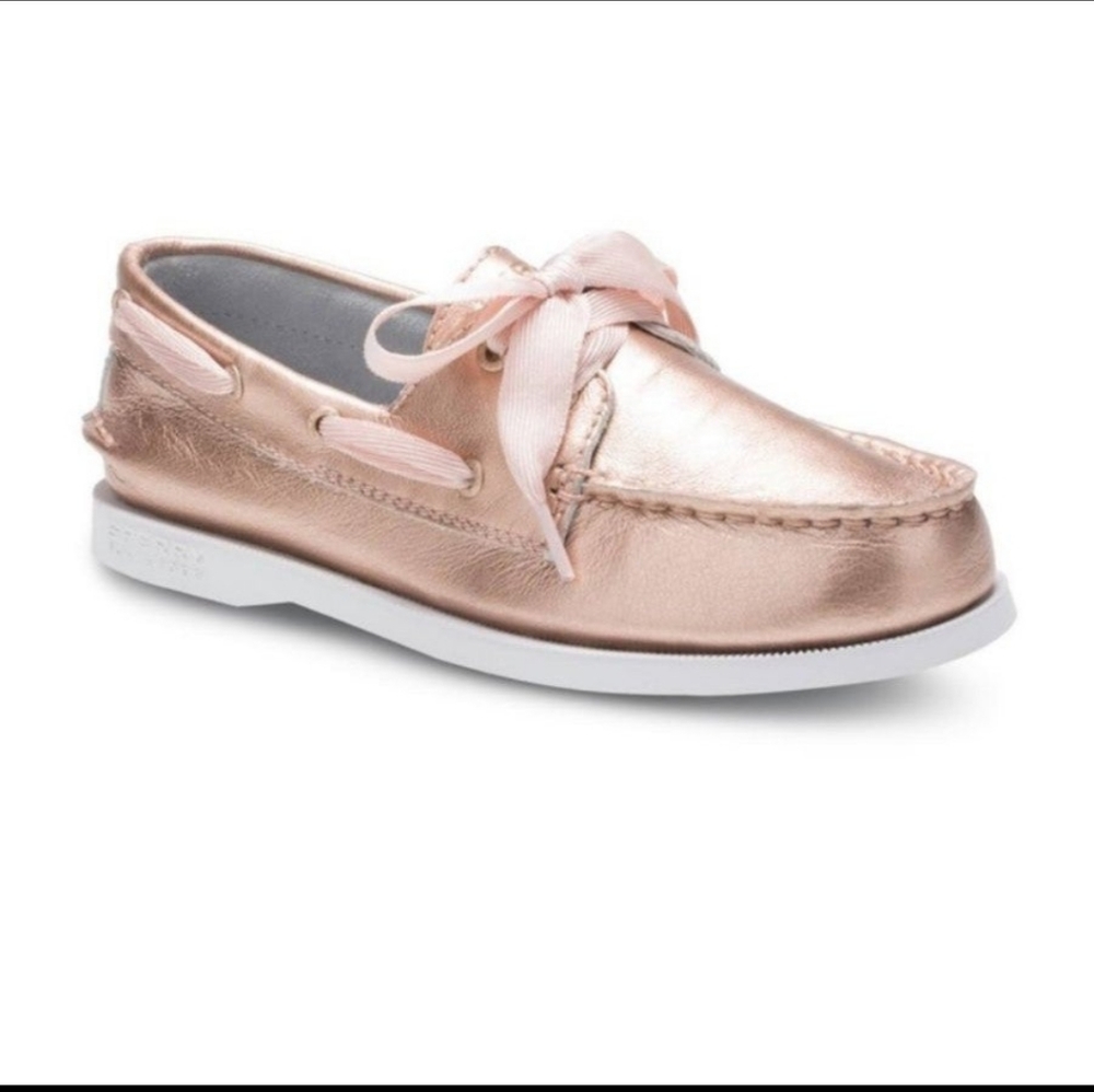 Sperry Metallic Rose Gold Boat Shoes. Women's 7 1/2.